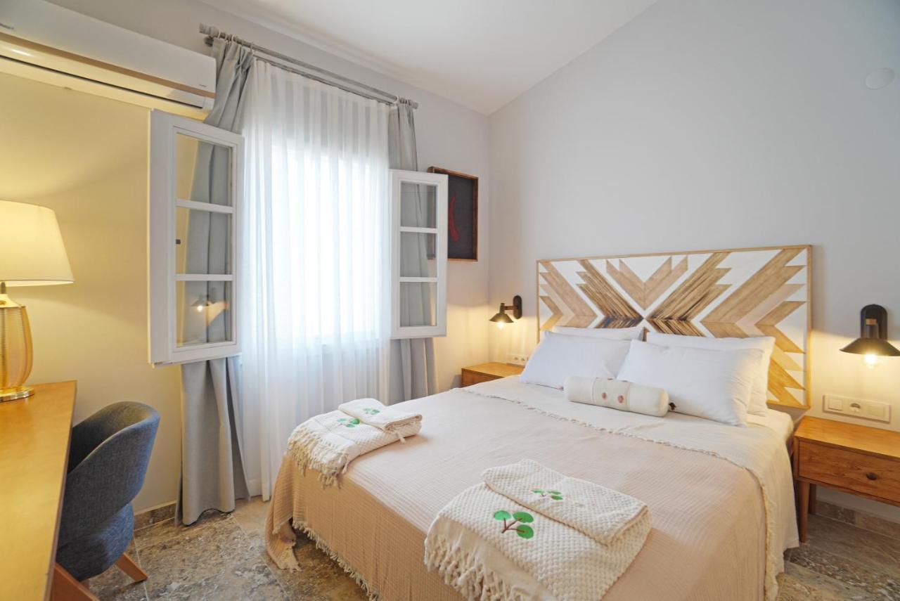 Pom Alacati Boutique Otel Çeşme Exterior photo
