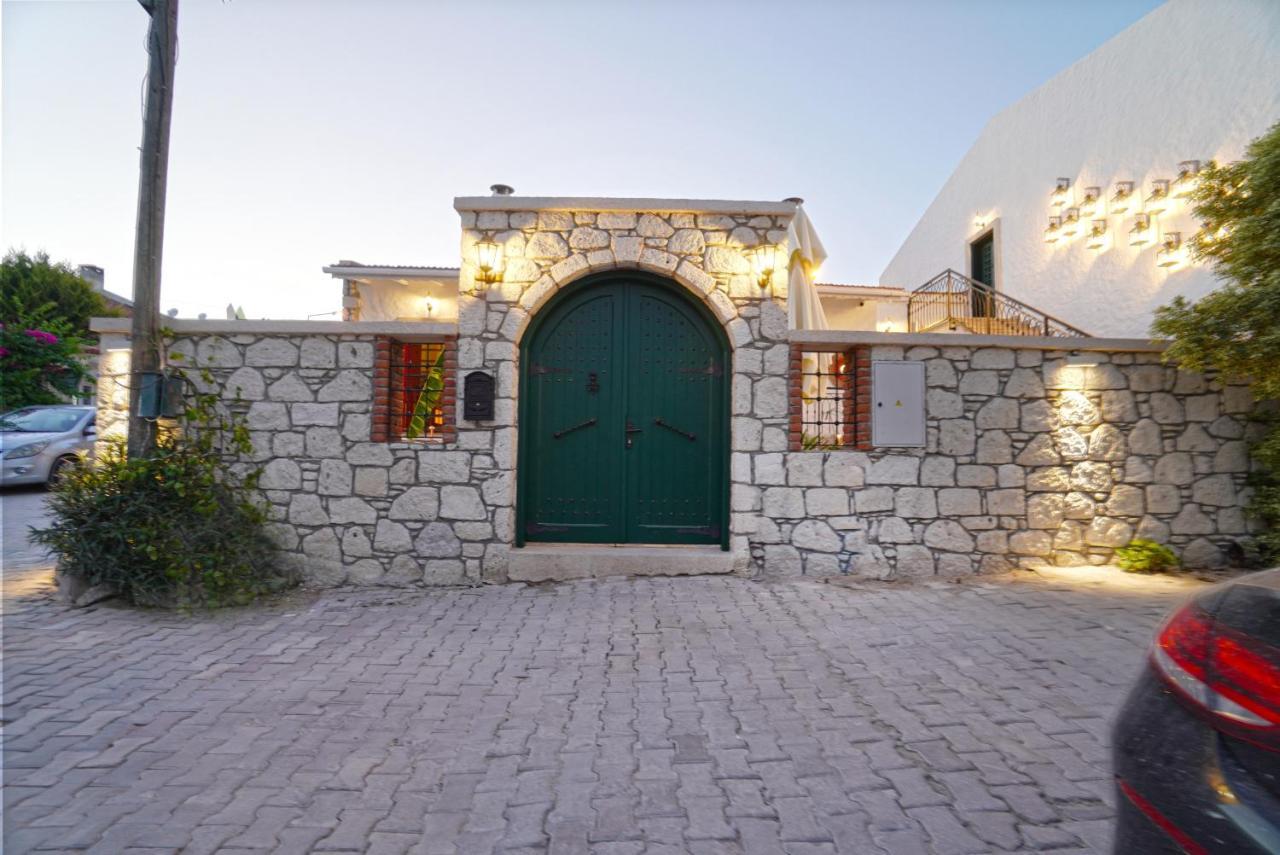 Pom Alacati Boutique Otel Çeşme Exterior photo