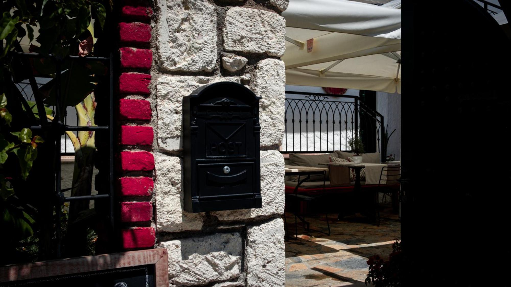 Pom Alacati Boutique Otel Çeşme Exterior photo