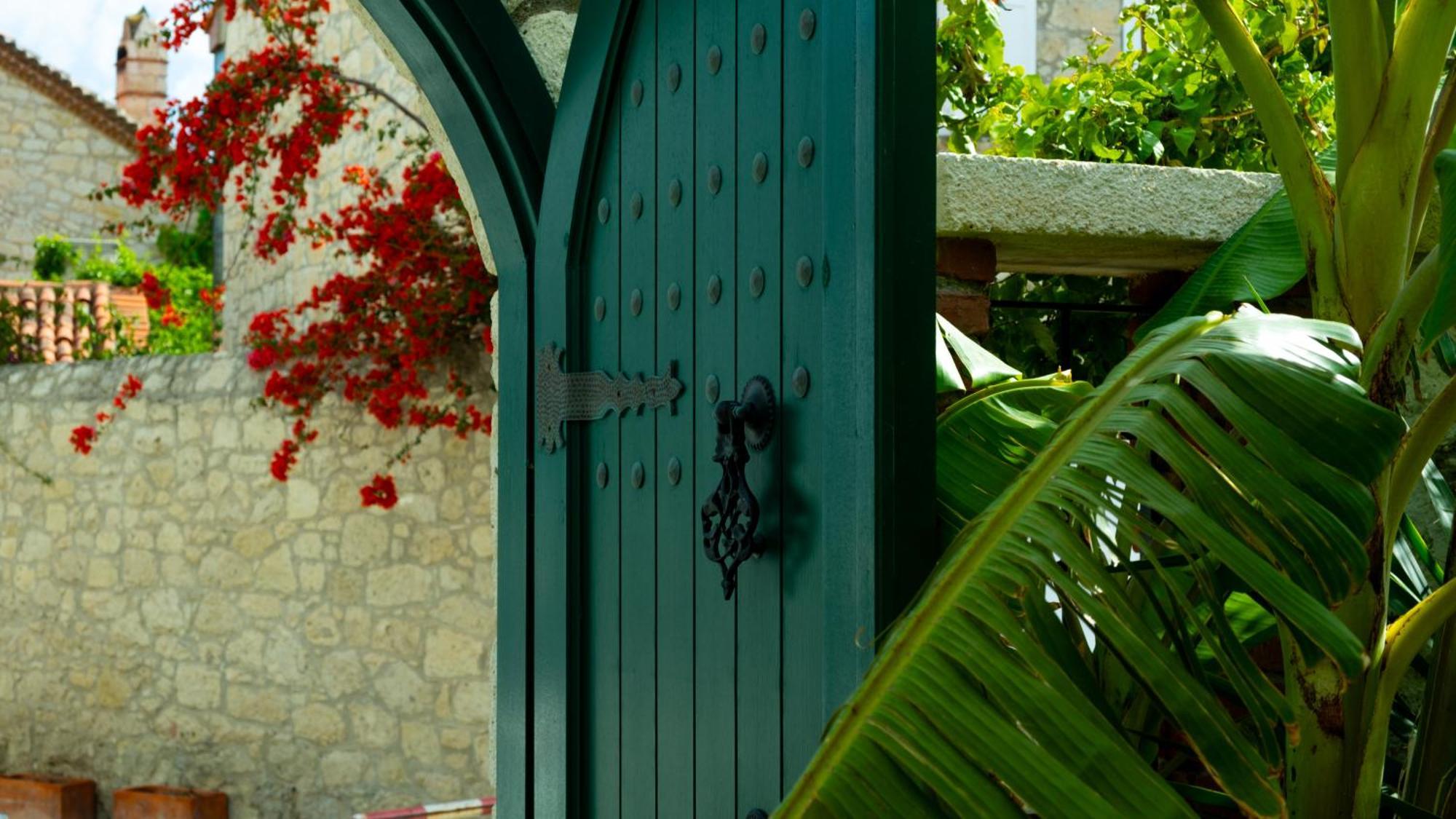 Pom Alacati Boutique Otel Çeşme Exterior photo