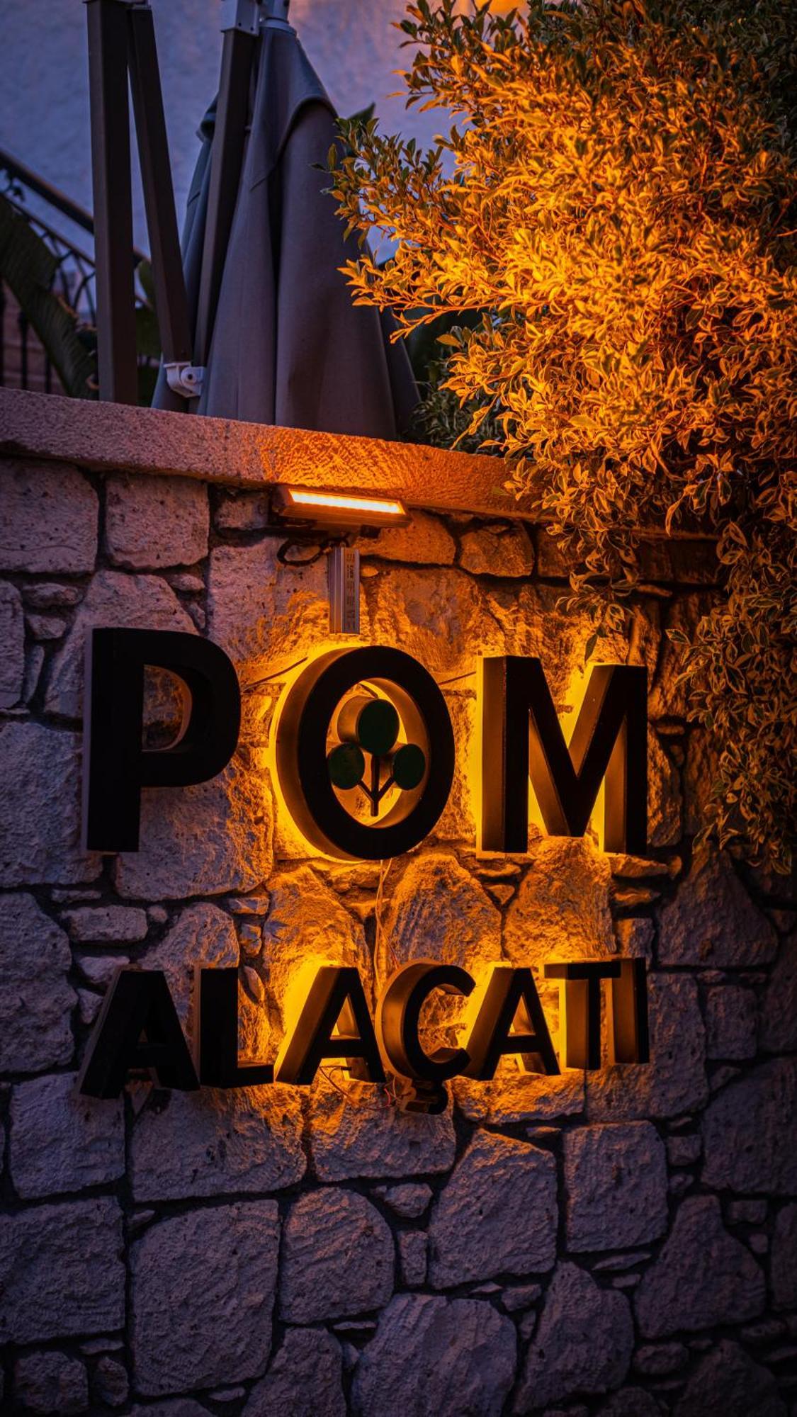 Pom Alacati Boutique Otel Çeşme Exterior photo